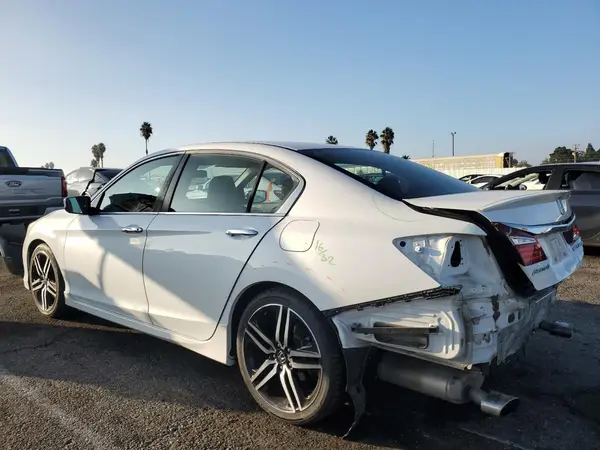 1HGCR2F5XGA073285 2016 HONDA ACCORD - Image 2