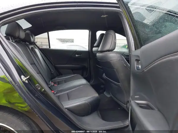 1HGCR2F5XGA082813 2016 HONDA ACCORD - Image 8