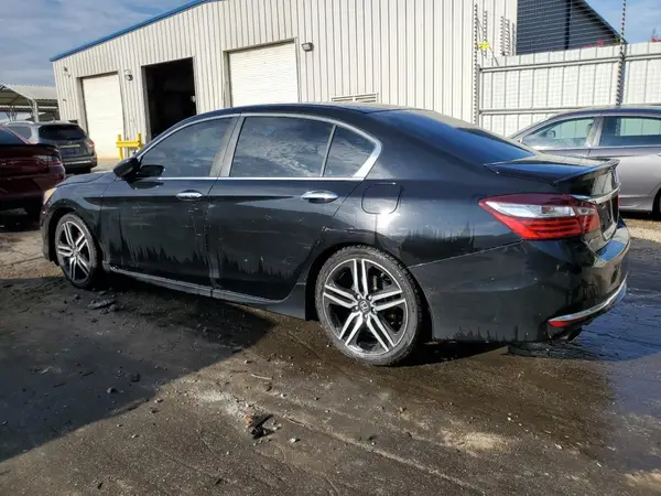1HGCR2F5XGA083718 2016 HONDA ACCORD - Image 2