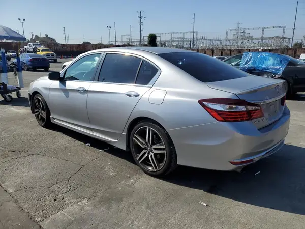 1HGCR2F5XGA099482 2016 HONDA ACCORD - Image 2