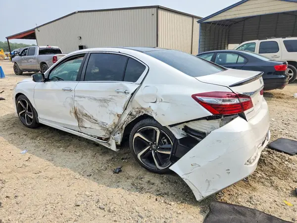 1HGCR2F5XGA102042 2016 HONDA ACCORD - Image 2