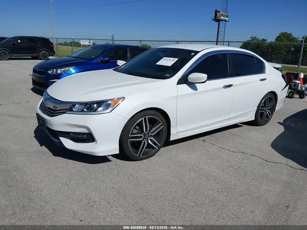 1HGCR2F5XGA132416 2016 HONDA ACCORD - Image 2