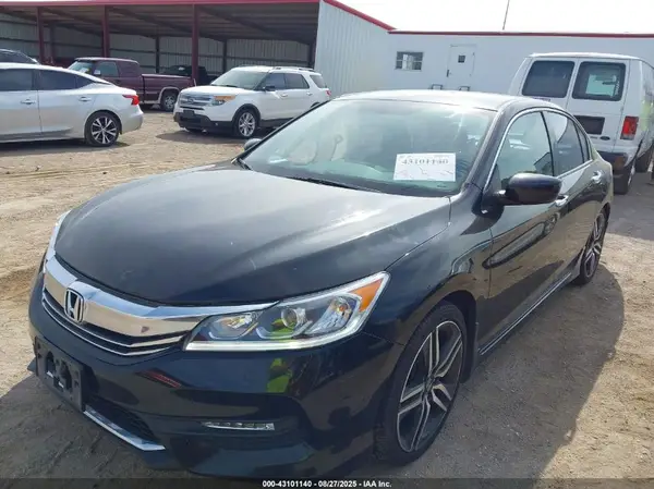 1HGCR2F5XGA136885 2016 HONDA ACCORD - Image 2