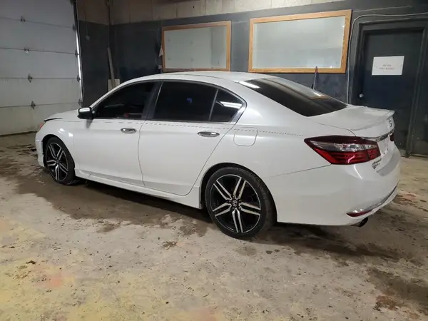 1HGCR2F5XGA143934 2016 HONDA ACCORD - Image 2
