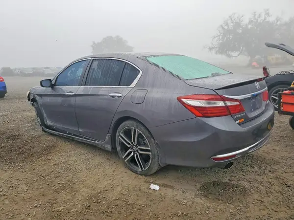 1HGCR2F5XGA164704 2016 HONDA ACCORD - Image 2