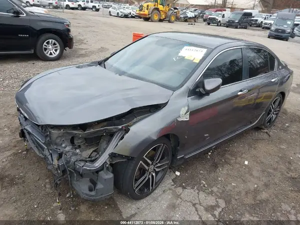 1HGCR2F5XGA184709 2016 HONDA ACCORD - Image 2