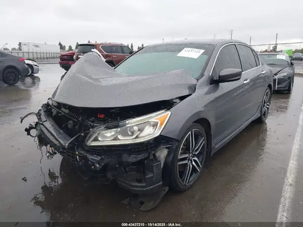 1HGCR2F5XGA189926 2016 HONDA ACCORD - Image 2
