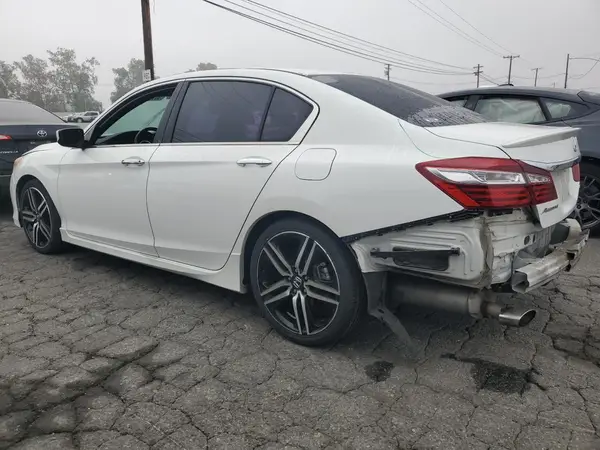 1HGCR2F5XGA213061 2016 HONDA ACCORD - Image 2