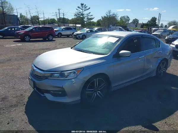 1HGCR2F5XGA241801 2016 HONDA ACCORD - Image 2