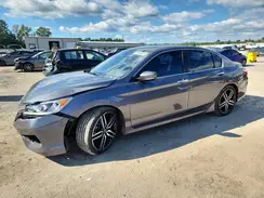 1HGCR2F5XHA000807 2017 HONDA ACCORD