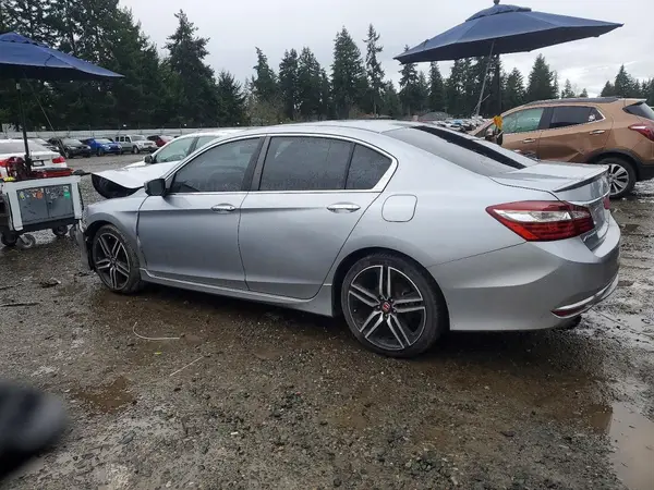 1HGCR2F5XHA007143 2017 HONDA ACCORD - Image 2