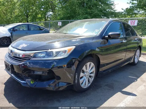 1HGCR2F5XHA022936 2017 HONDA ACCORD - Image 2