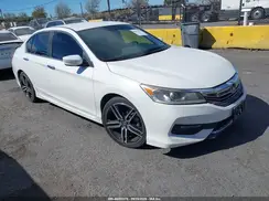 1HGCR2F5XHA024721 2017 HONDA ACCORD