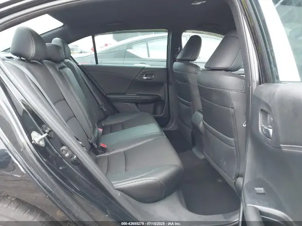 1HGCR2F5XHA026355 2017 HONDA ACCORD - Image 8