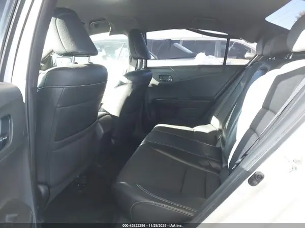 1HGCR2F5XHA027294 2017 HONDA ACCORD - Image 8