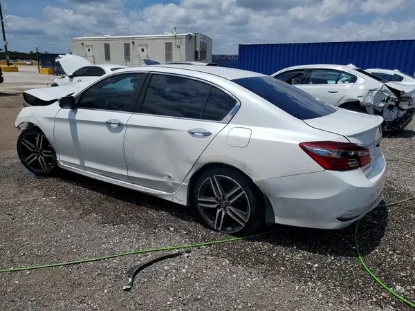 1HGCR2F5XHA028333 2017 HONDA ACCORD - Image 2