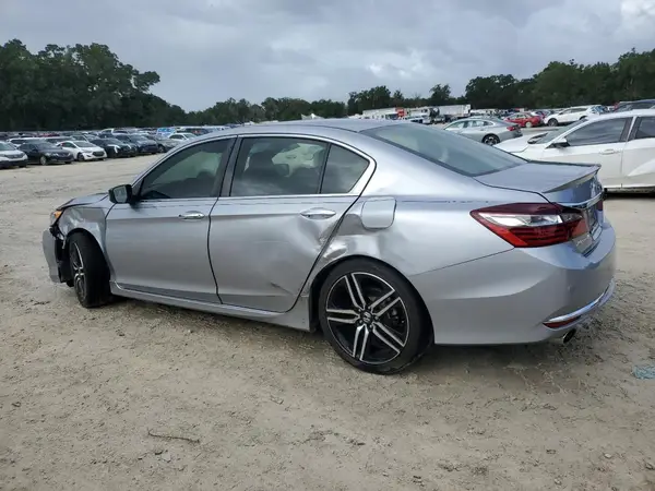 1HGCR2F5XHA032933 2017 HONDA ACCORD - Image 2