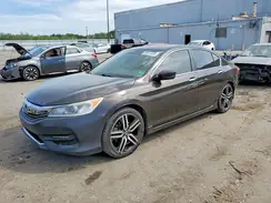 1HGCR2F5XHA035220 2017 HONDA ACCORD
