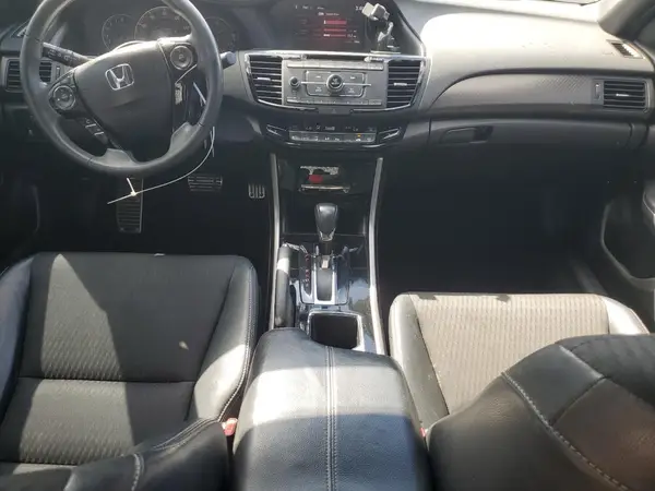 1HGCR2F5XHA043415 2017 HONDA ACCORD - Image 8