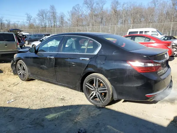 1HGCR2F5XHA049313 2017 HONDA ACCORD - Image 2