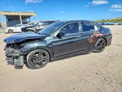 1HGCR2F5XHA051255 2017 HONDA ACCORD