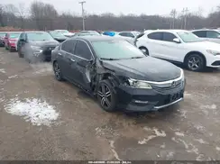 1HGCR2F5XHA058769 2017 HONDA ACCORD