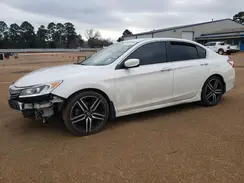 1HGCR2F5XHA068475 2017 HONDA ACCORD