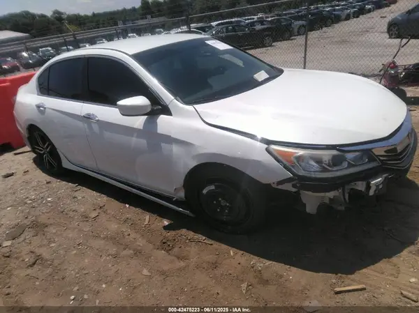1HGCR2F5XHA078827 2017 HONDA ACCORD - Image 1
