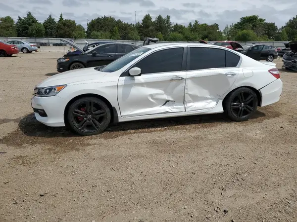 1HGCR2F5XHA088953 2017 HONDA ACCORD - Image 1