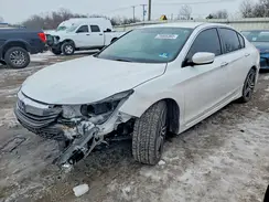 1HGCR2F5XHA106206 2017 HONDA ACCORD
