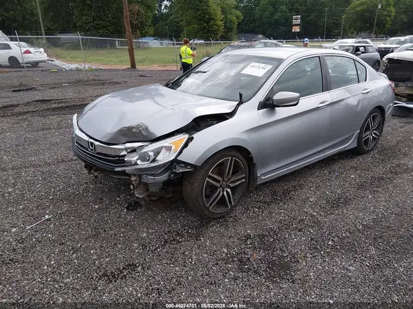1HGCR2F5XHA106741 2017 HONDA ACCORD - Image 2