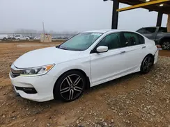 1HGCR2F5XHA106805 2017 HONDA ACCORD
