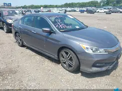 1HGCR2F5XHA107775 2017 HONDA ACCORD