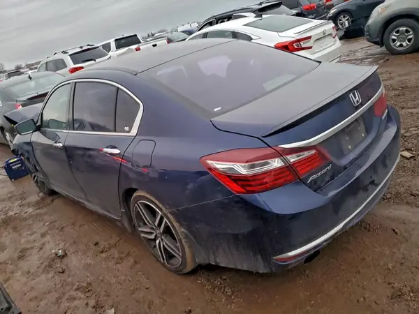 1HGCR2F5XHA113835 2017 HONDA ACCORD - Image 2
