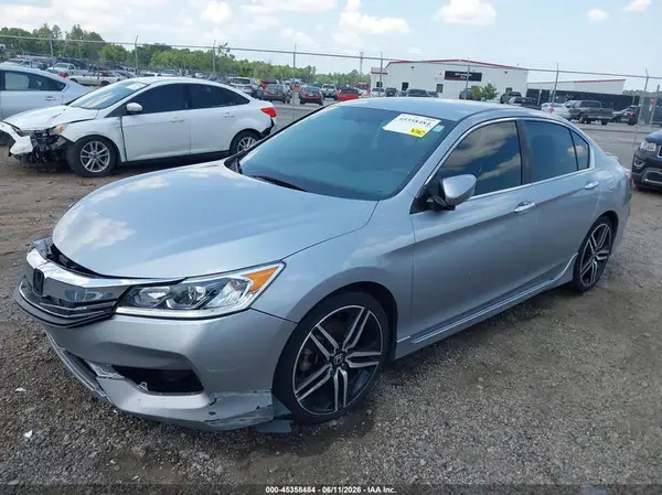 1HGCR2F5XHA114113 2017 HONDA ACCORD - Image 2