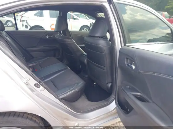 1HGCR2F5XHA114113 2017 HONDA ACCORD - Image 8