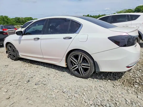 1HGCR2F5XHA125578 2017 HONDA ACCORD - Image 2