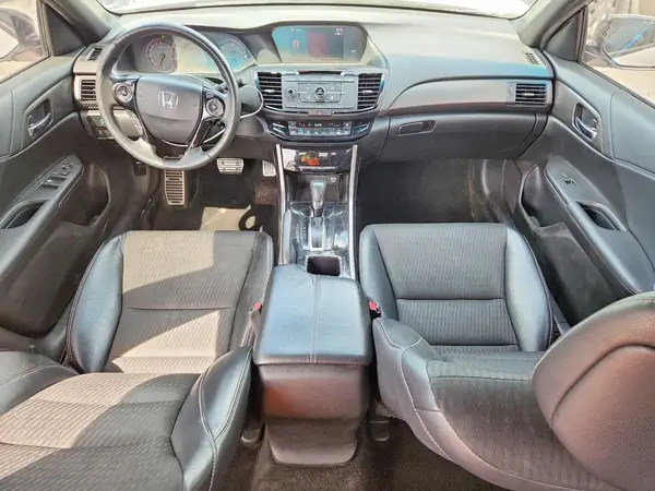 1HGCR2F5XHA125578 2017 HONDA ACCORD - Image 8