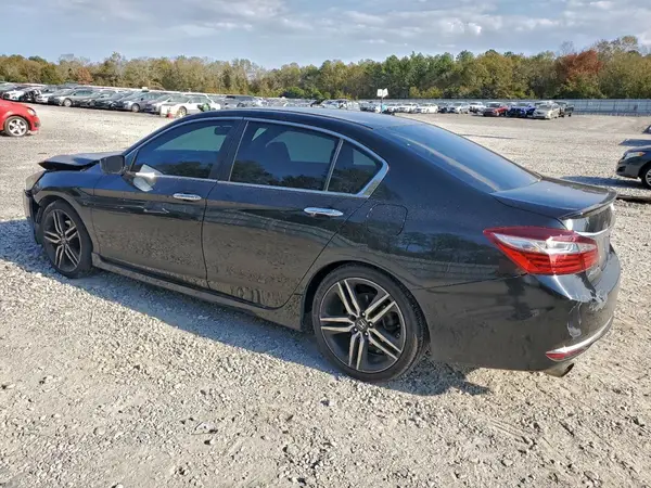 1HGCR2F5XHA128853 2017 HONDA ACCORD - Image 2