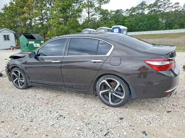 1HGCR2F5XHA146365 2017 HONDA ACCORD - Image 2