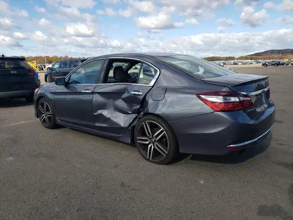1HGCR2F5XHA163537 2017 HONDA ACCORD - Image 2