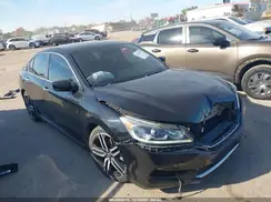 1HGCR2F5XHA168575 2017 HONDA ACCORD