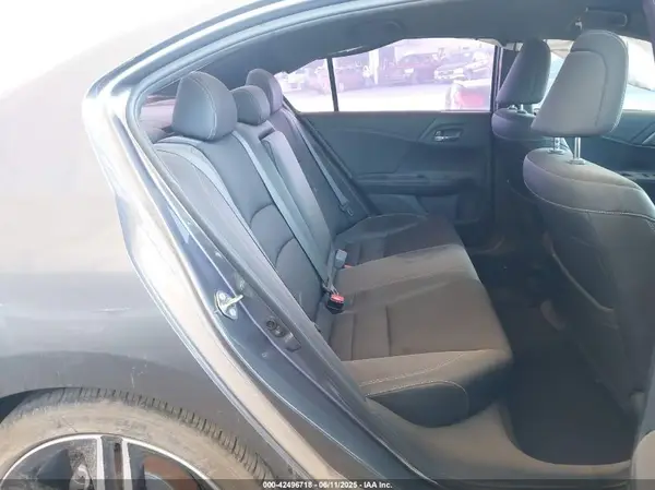1HGCR2F5XHA171475 2017 HONDA ACCORD - Image 8