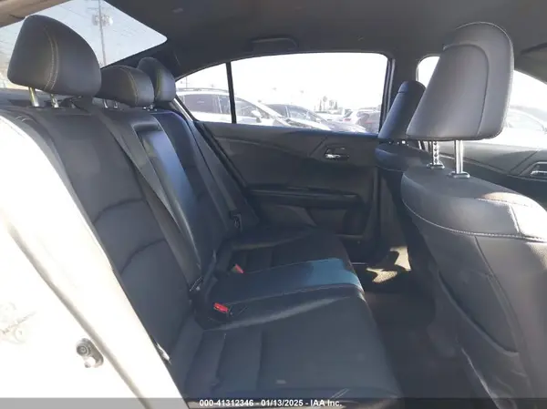 1HGCR2F5XHA172335 2017 HONDA ACCORD - Image 8