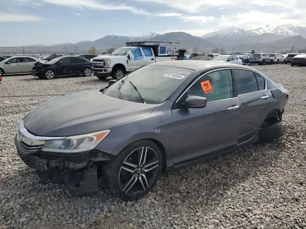 1HGCR2F5XHA176725 2017 HONDA ACCORD - Image 1