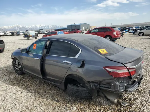 1HGCR2F5XHA176725 2017 HONDA ACCORD - Image 2