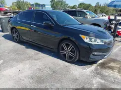 1HGCR2F5XHA185599 2017 HONDA ACCORD
