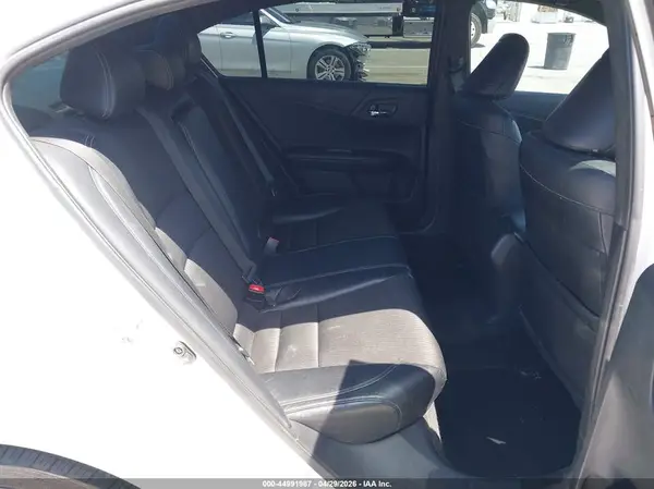 1HGCR2F5XHA188938 2017 HONDA ACCORD - Image 8