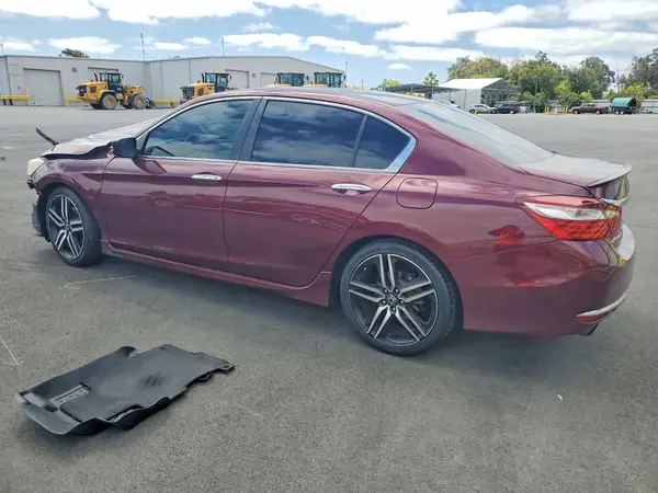 1HGCR2F5XHA188955 2017 HONDA ACCORD - Image 2