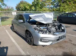 1HGCR2F5XHA195260 2017 HONDA ACCORD
